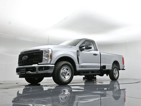 Used 2024 Ford F350 XL w/ XL Chrome Package image 48
