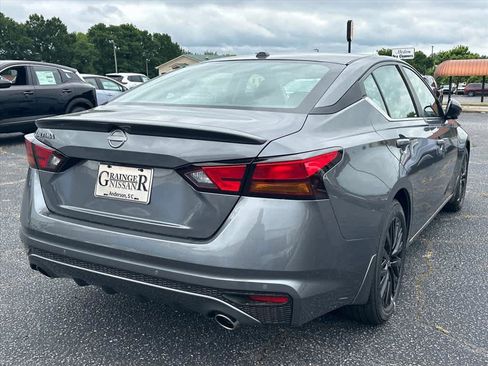 New 2026 Nissan Altima 2.5 SV FWD image 3
