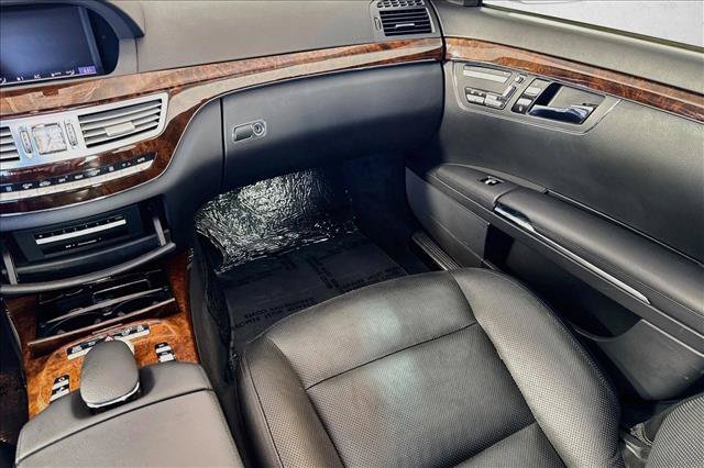 Used 2013 Mercedes-Benz S 550 image 19
