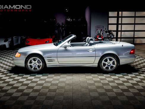 Used 2002 Mercedes-Benz SL 500 Silver Arrow image 54