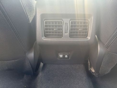 Used 2025 Toyota Camry LE image 23