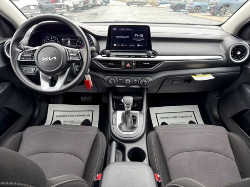 Certified 2023 Kia Forte LXS w/ LXS Technology Package image 31