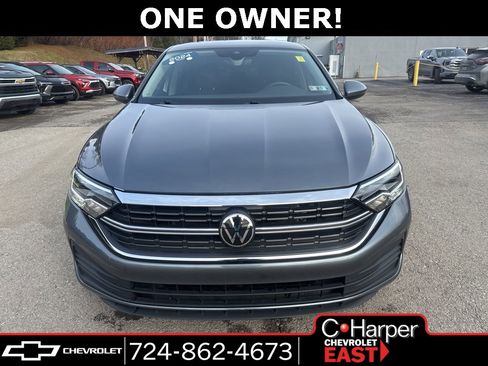 Used 2024 Volkswagen Jetta S image 8