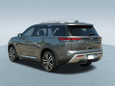 Used 2023 Nissan Pathfinder Platinum w/ Cargo Package AWD/4WD image 6