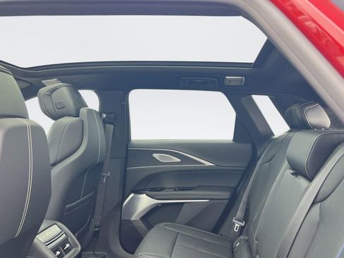 New 2026 Cadillac Lyriq V AWD/4WD image 29