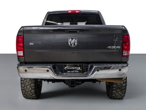 Used 2018 RAM 2500 Tradesman w/ Chrome Appearance Group AWD/4WD image 7
