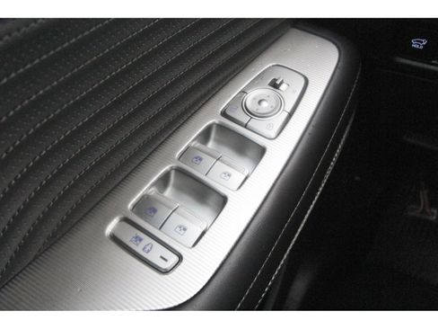 Used 2025 Hyundai Palisade Calligraphy image 21