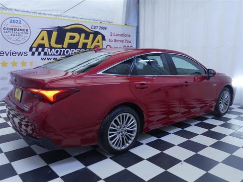 Used 2021 Toyota Avalon Limited w/ Advanced Safety Package image 7
