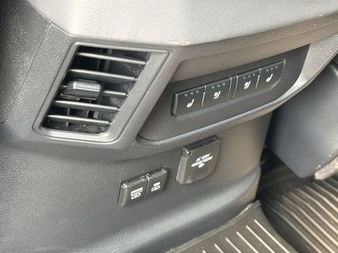 Used 2023 Toyota Tundra Platinum RWD image 26