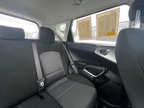 Used 2024 Kia Soul LX w/ Option Group 015 image 37