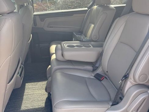Used 2023 Honda Odyssey EX-L image 7