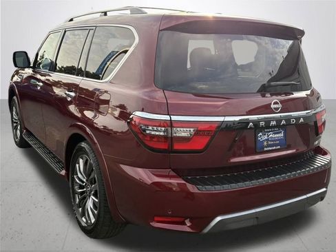 Used 2024 Nissan Armada Platinum w/ Captain's Chairs Package image 10