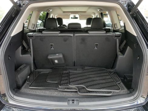 Certified 2023 Volkswagen Atlas SEL AWD/4WD image 18