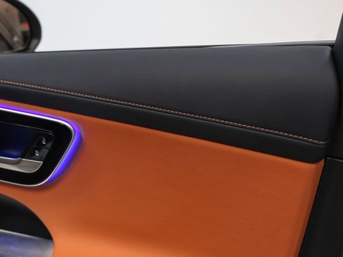 Used 2024 Mercedes-Benz GLC 300 image 28