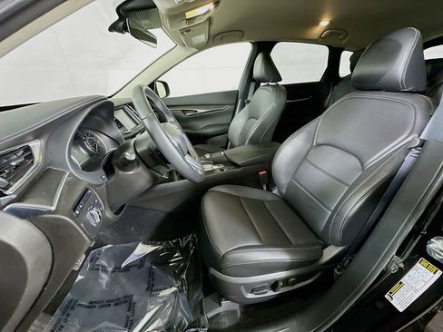 Used 2025 INFINITI QX50 Pure image 15