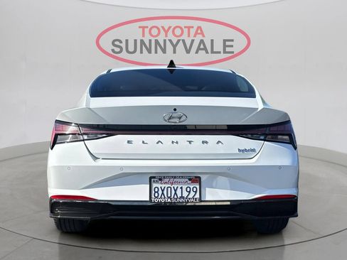 Used 2021 Hyundai Elantra Limited w/ Cargo Package FWD image 8