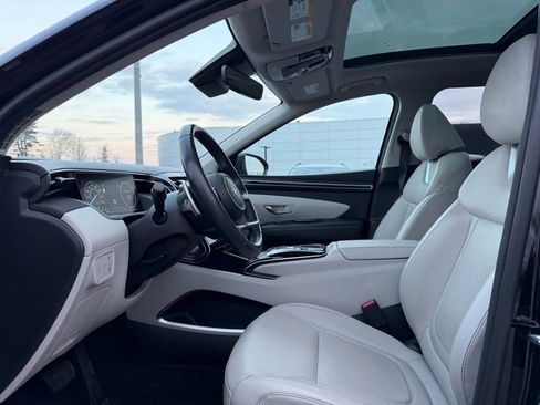 Used 2022 Hyundai Tucson Limited image 18