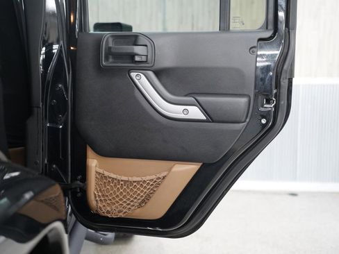 Used 2012 Jeep Wrangler Unlimited Sahara w/ Mopar Chrome Edition Group image 36