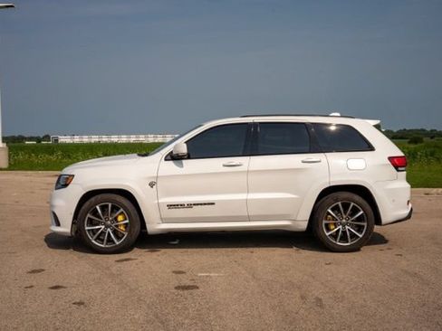 Used 2018 Jeep Grand Cherokee Trackhawk AWD/4WD image 4