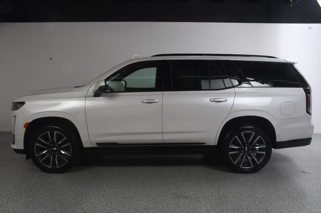 Used 2022 Cadillac Escalade Sport w/ Touring Package AWD/4WD image 4