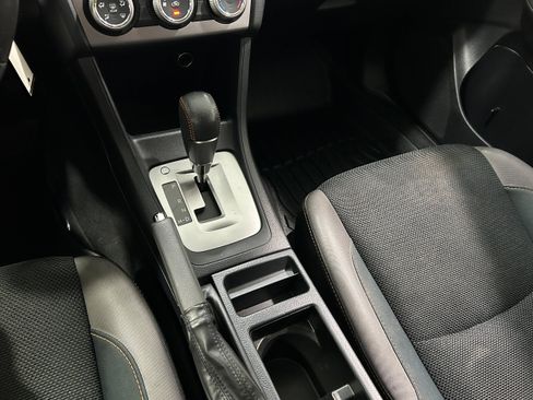 Used 2016 Subaru Crosstrek 2.0i Premium w/ Moonroof Package AWD/4WD image 9
