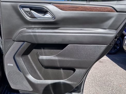 Used 2022 Chevrolet Tahoe High Country image 35