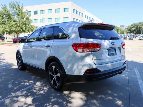 Used 2018 Kia Sorento EX w/ EX Advanced Touring Package FWD image 5