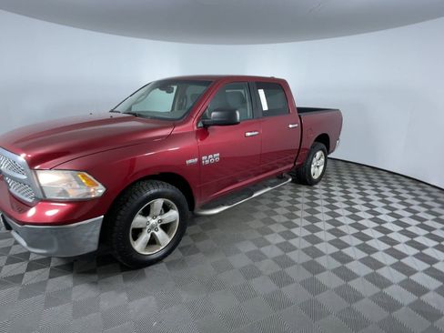 Used 2014 RAM 1500 Classic SLT image 4