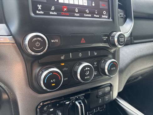 Used 2021 RAM 1500 Big Horn AWD/4WD image 24