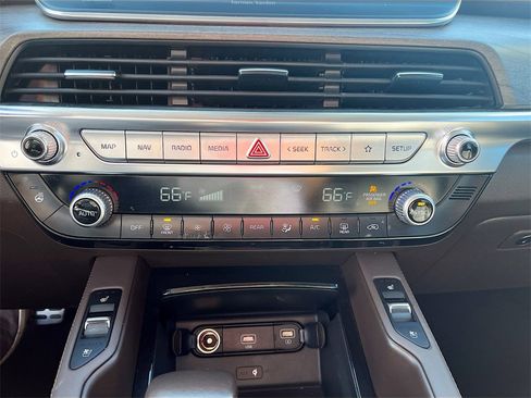 Used 2020 Kia Telluride SX image 16