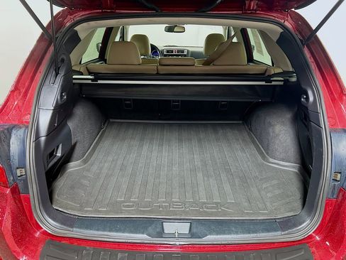 Used 2015 Subaru Outback 2.5i Limited image 22