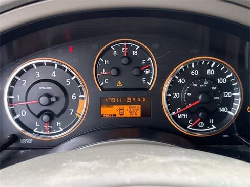 Used 2015 Nissan Armada Platinum image 23