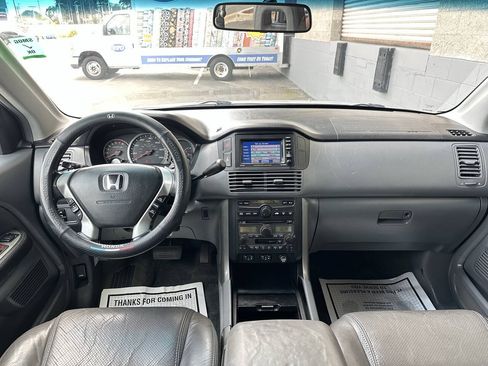 Used 2004 Honda Pilot EX image 10