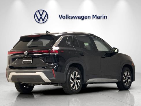 New 2026 Volkswagen Tiguan S FWD image 5