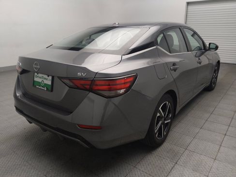 Used 2024 Nissan Sentra SV FWD image 9