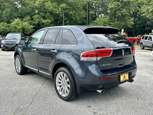 Used 2014 Lincoln MKX AWD w/ Equipment Group 102A image 5