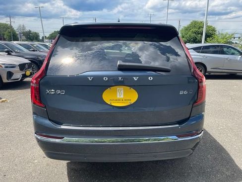 Used 2025 Volvo XC90 B6 Plus w/ Protection Package Premier AWD/4WD image 6