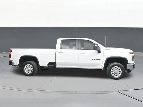 Used 2024 Chevrolet Silverado 2500 LT AWD/4WD image 19