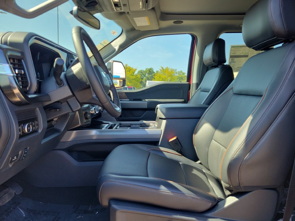 New 2026 Ford F350 Lariat w/ Black Appearance Package AWD/4WD image 14