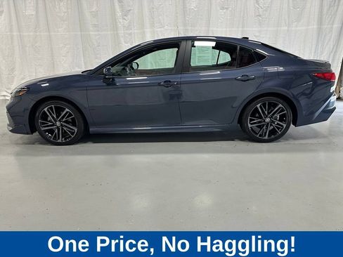 Used 2026 Toyota Camry XSE FWD image 4