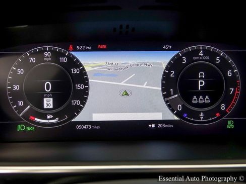 Used 2020 Land Rover Range Rover HSE image 16