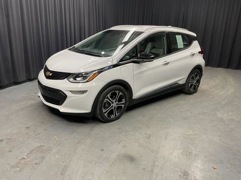 Used 2020 Chevrolet Bolt Premier w/ Infotainment Package image 2