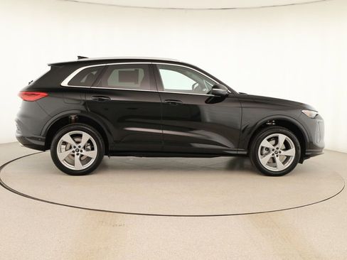 New 2025 Audi Q5 Premium Plus image 8