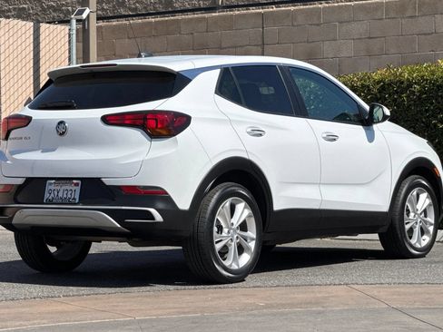 Certified 2023 Buick Encore GX Preferred w/ Cold Weather Comfort Package FWD image 4