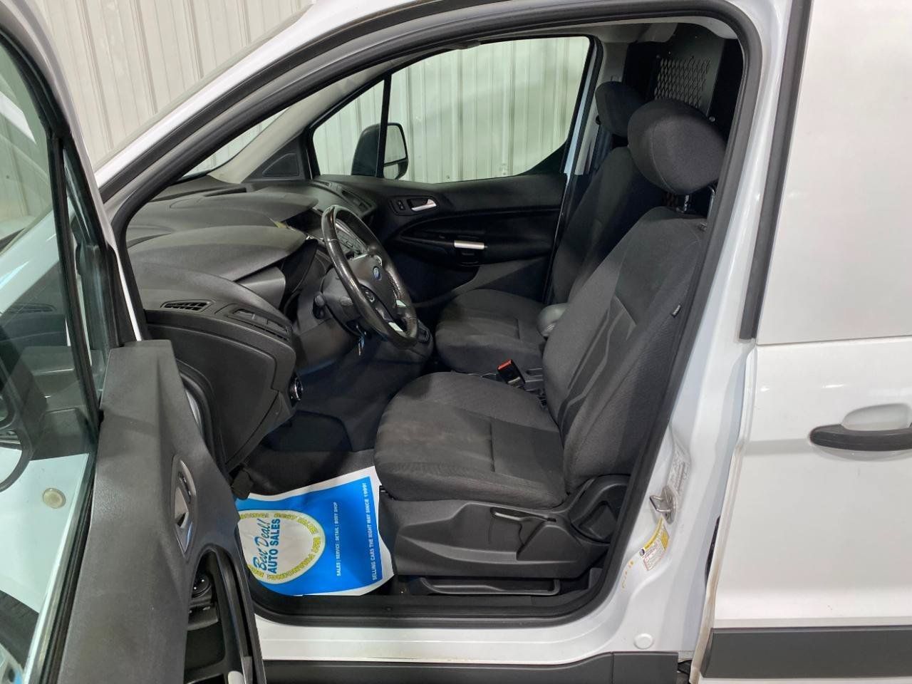 Used 2017 Ford Transit Connect XLT FWD image 11