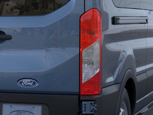 New 2026 Ford Transit 350 148 Medium Roof Wagon RWD image 22