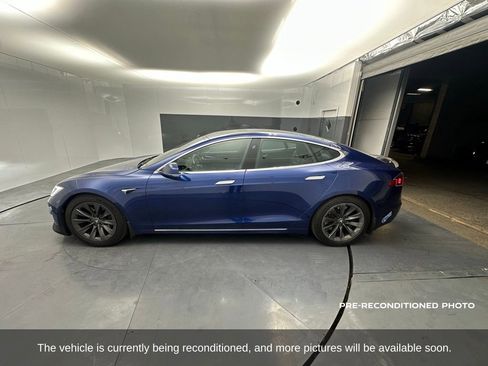Used 2020 Tesla Model S Long Range Plus image 2