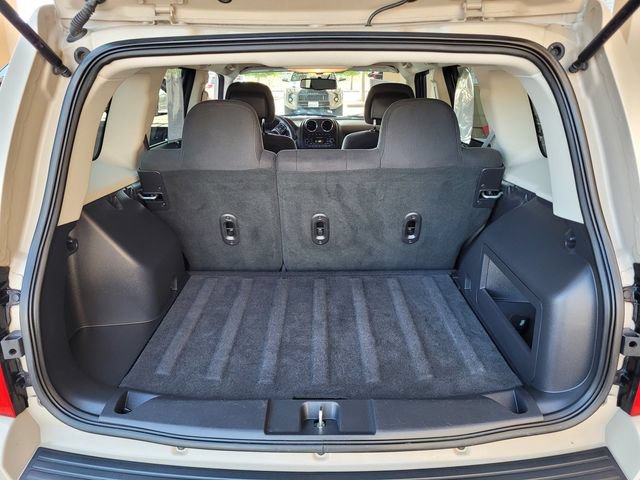 Used 2017 Jeep Patriot Sport FWD image 31