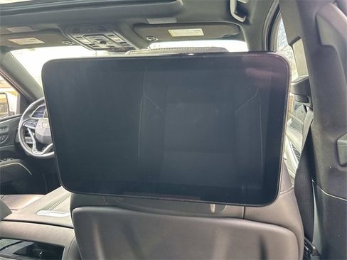 Used 2021 Cadillac Escalade ESV Sport w/ Driver Assist Tech Package image 10