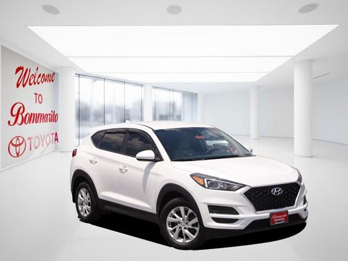 Used 2020 Hyundai Tucson SE FWD image 2